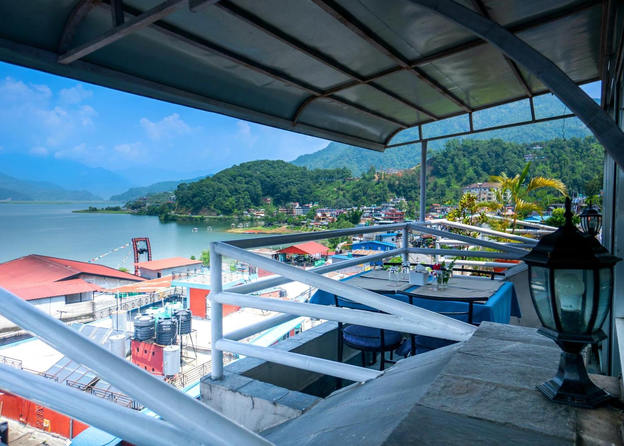 Hotel Kunja Pokhara Ngoại thất bức ảnh